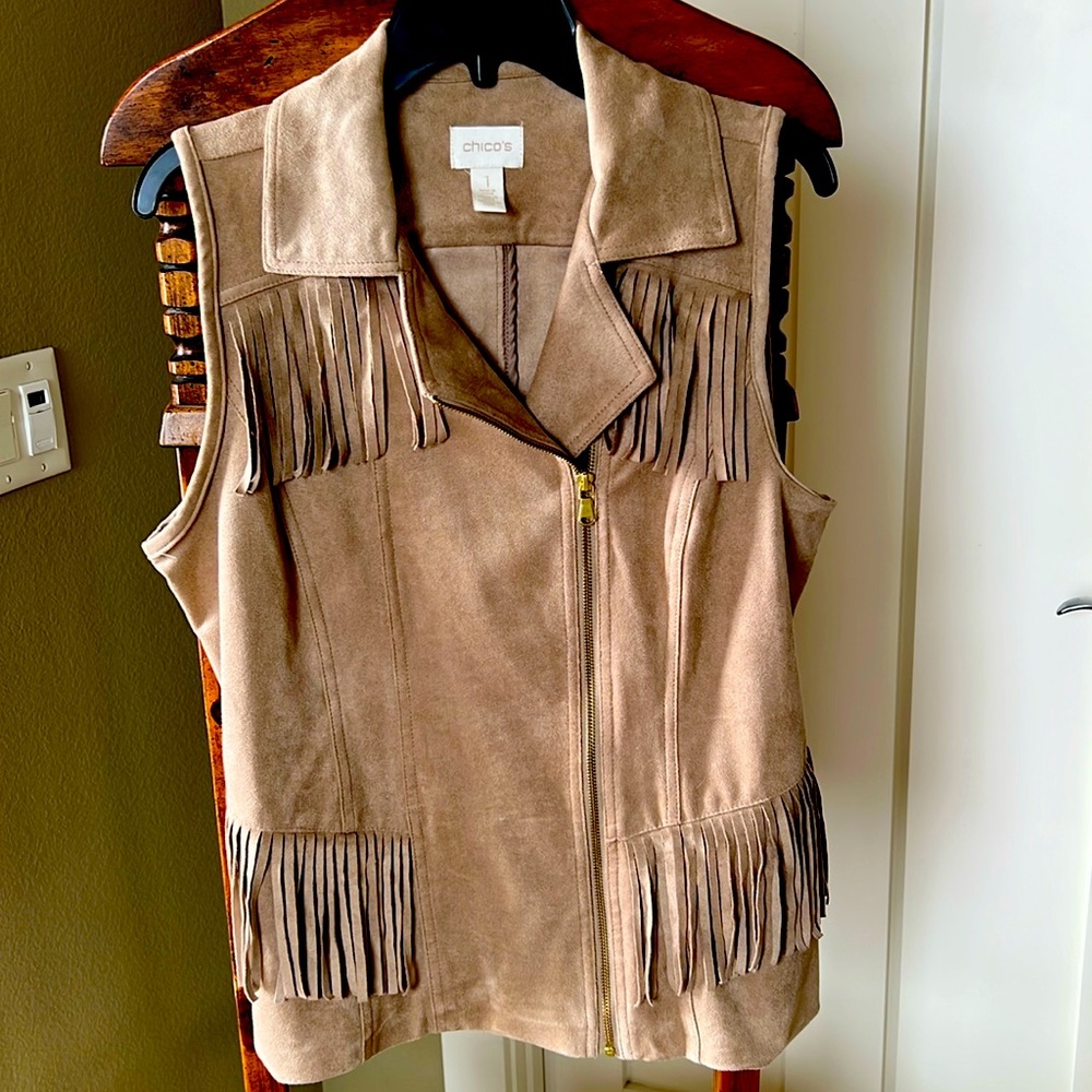 Ladies suede vest. Worn one time to the rodeo!